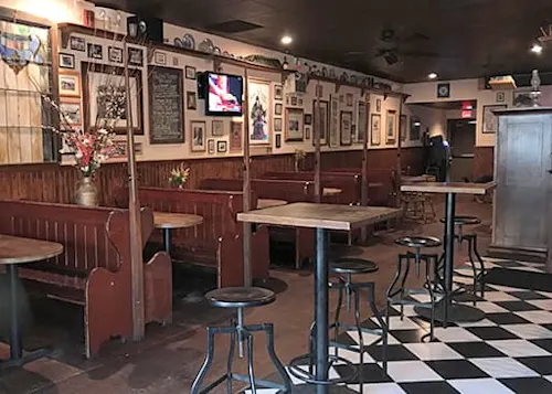 Photo 1 of 4: Tautog Tavern