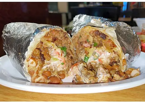 Una Mas Mexican Grill