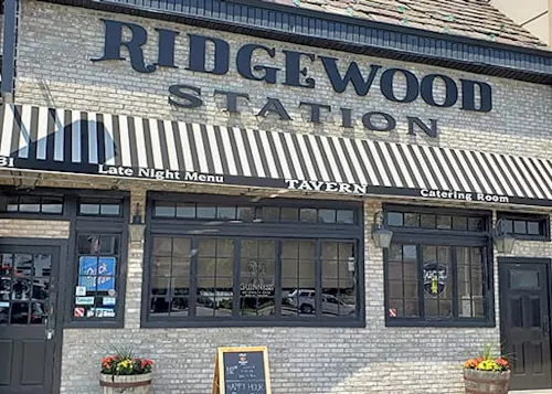 Ridgewood Station Tavern