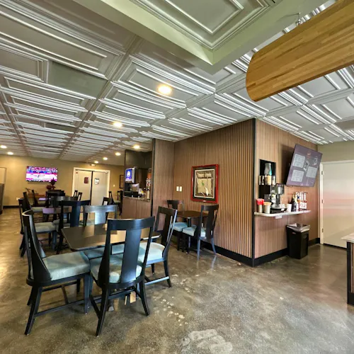 Photo 1 of 4: Popo's Local Bistro