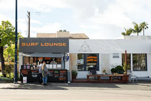 Surf Lounge - San Diego
