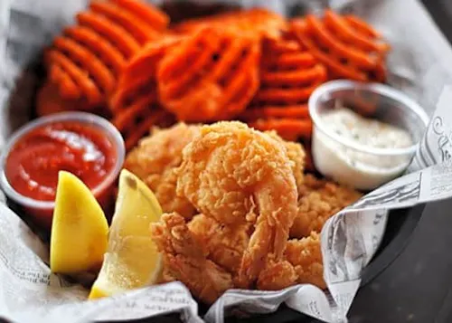 Hook & Reel Cajun Seafood & Bar