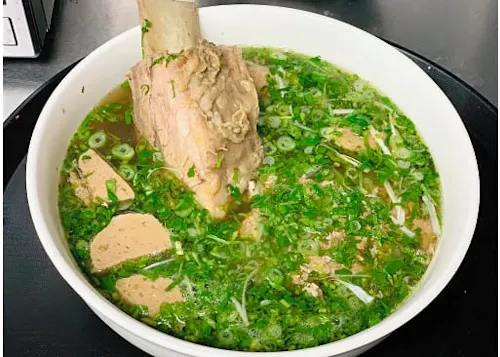 Pho Huong Lan 1 - Vietnamese Restaurant
