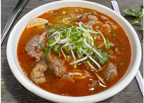 Pho Huong Lan 1 - Vietnamese Restaurant