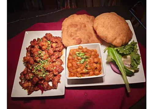 Photo 1 of 4: India Palace Restaurant And Bar