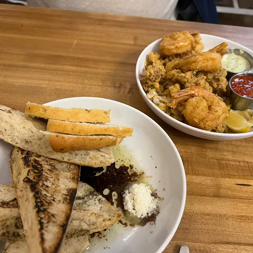 La Vigneta Winery and Italian Grill