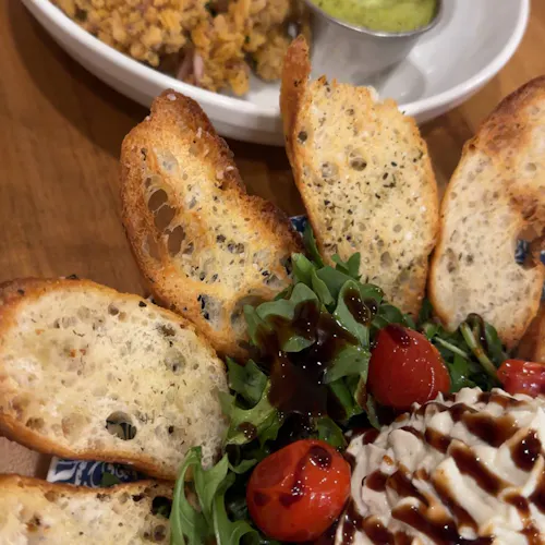 La Vigneta Winery and Italian Grill
