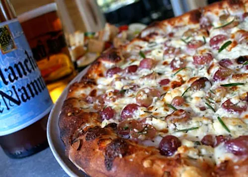 Pies & Pints Liberty Township