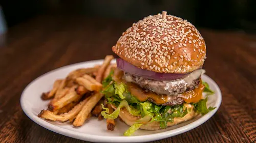 Fat Cat Restaurant & Bar