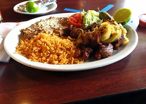 El Paisano Mexican Restaurant 