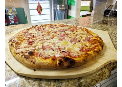 Lisa's Pizzeria