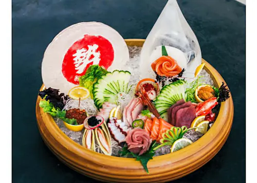 Moon Thai and Japanese
