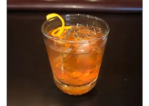 Lion's Den Bar and Lounge