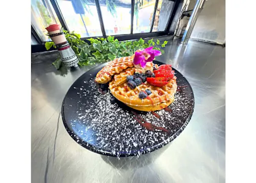 La Cova Cocina Restaurante & Bar