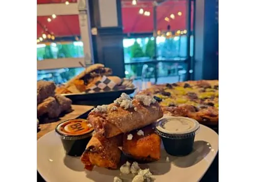 Wingnutz Bar & Grill