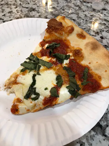 Basil Pizzeria - Oakland