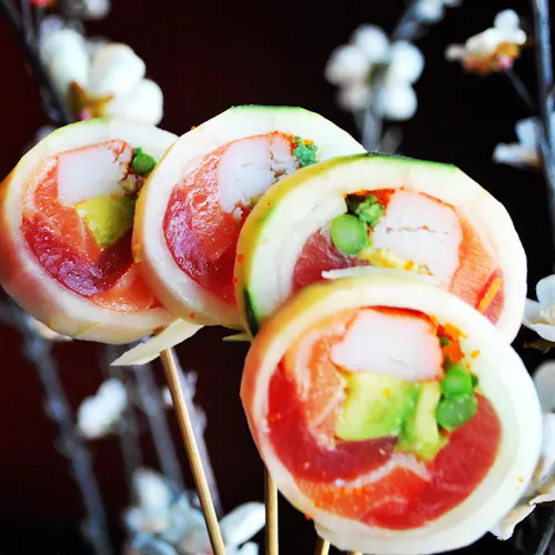 Hot Tuna Sushi Bar & Grille