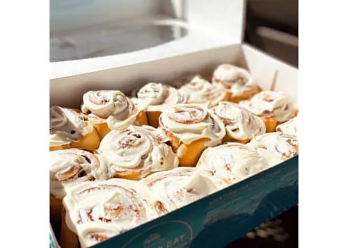 Photo 1 of 4: Cinnabon