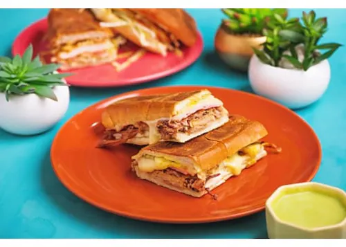 Photo 1 of 4: Sophie's Cuban Hells Kitchen