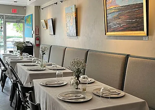 Photo 1 of 4: Starving Artist Cafe