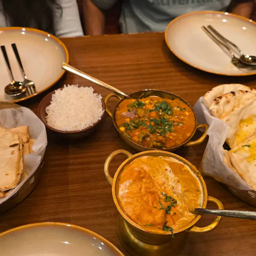 Khaati Peeti Restaurant & Bar