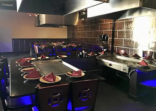 Akira Sushi & Steak House