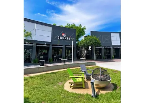 Bruxie Davis