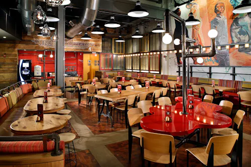 Nando's PERi-PERi - The Yards