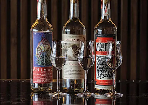 El Vecino Cigar  Lounge