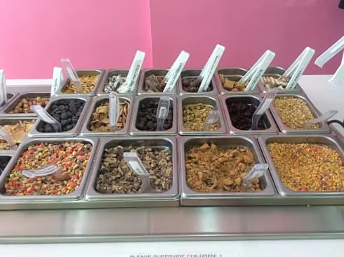 sweetFrog Premium Frozen Yogurt