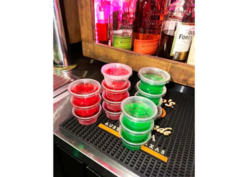Bar 548