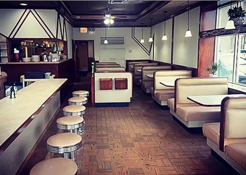 Photo 1 of 4: Alexander's - Edgewater