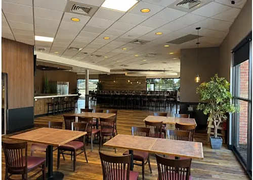 Umami Revolving Sushi