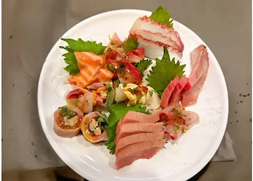 Photo 1 of 4: Umami Revolving Sushi