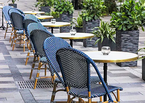 Cafe Laurel