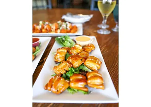 Ellery's Restaurant & Pub