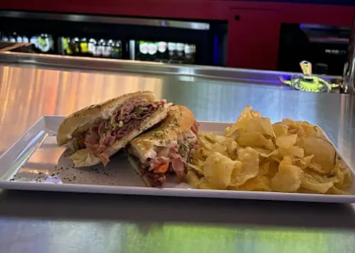 Uptown Sports Social