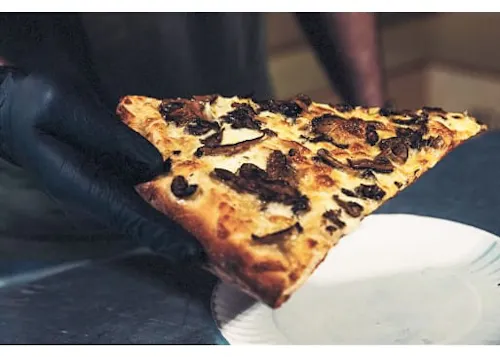 Golden Lizzard Pizza