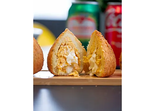 Love Snacks Coxinha & Cia Orlando