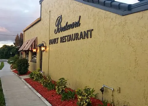 Boulevard Family Restaurant