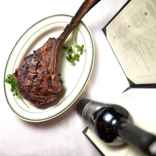 Photo 1 of 4: Frankie & Johnnie's Steakhouse