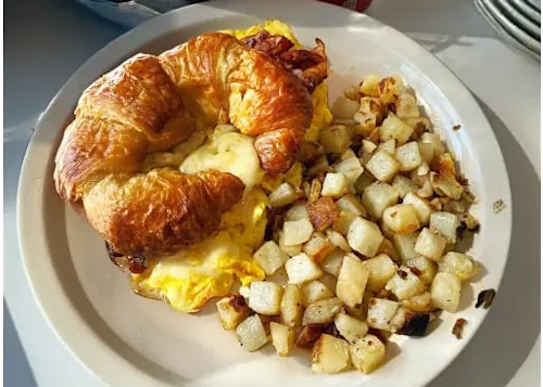 Breakfast House