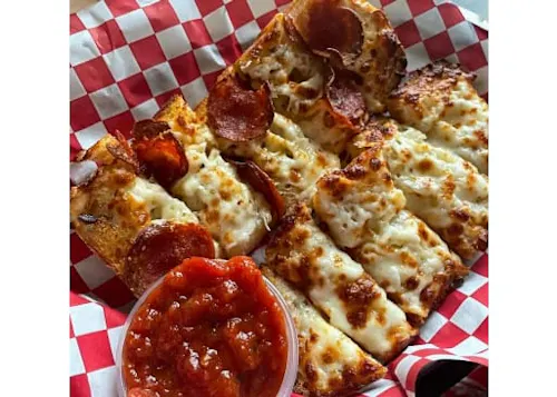 Greek's Pizzeria