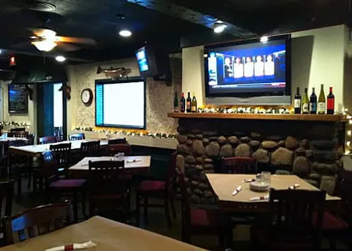 Old Stone Bar & Grill