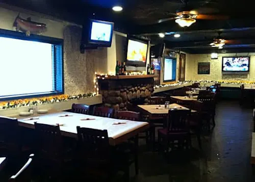 Old Stone Bar & Grill