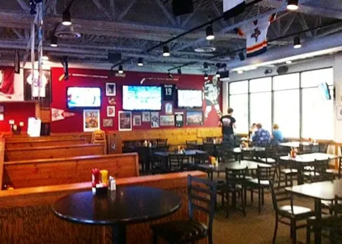 Photo 1 of 4: Bender's Bar and Grill
