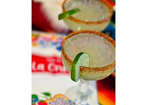 Photo 1 of 4: Todo Pa' La Cruda