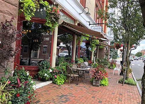 Amici's Restaurant