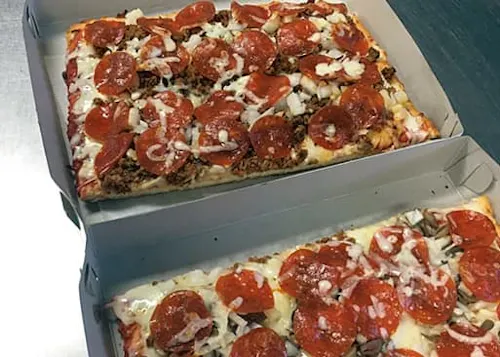 Buzzi's Pizza