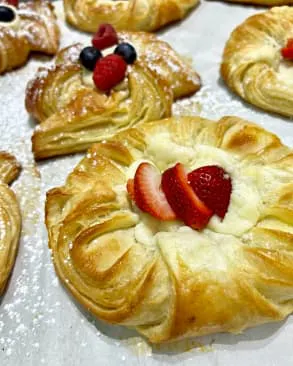 Le Petit Croissant